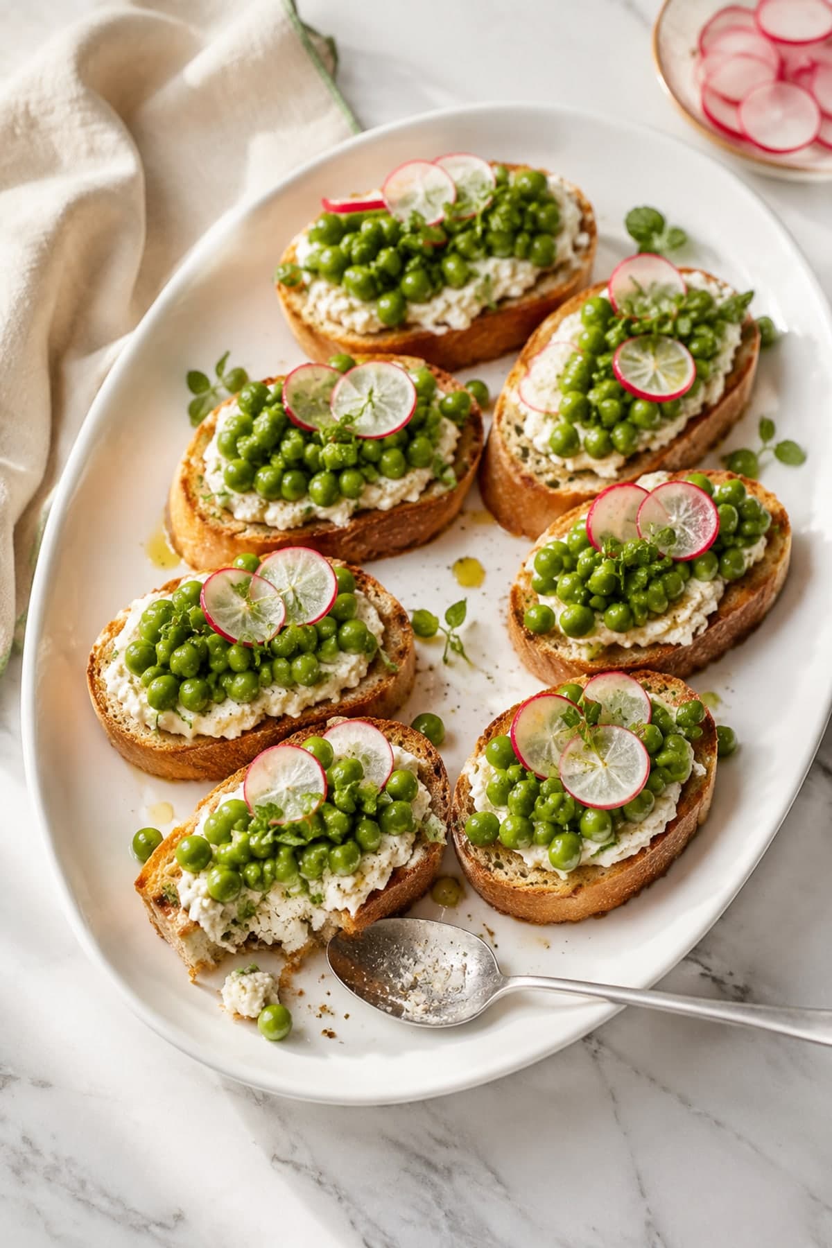 Easter Appetizers Ideas: Whipped Feta Pea Crostini